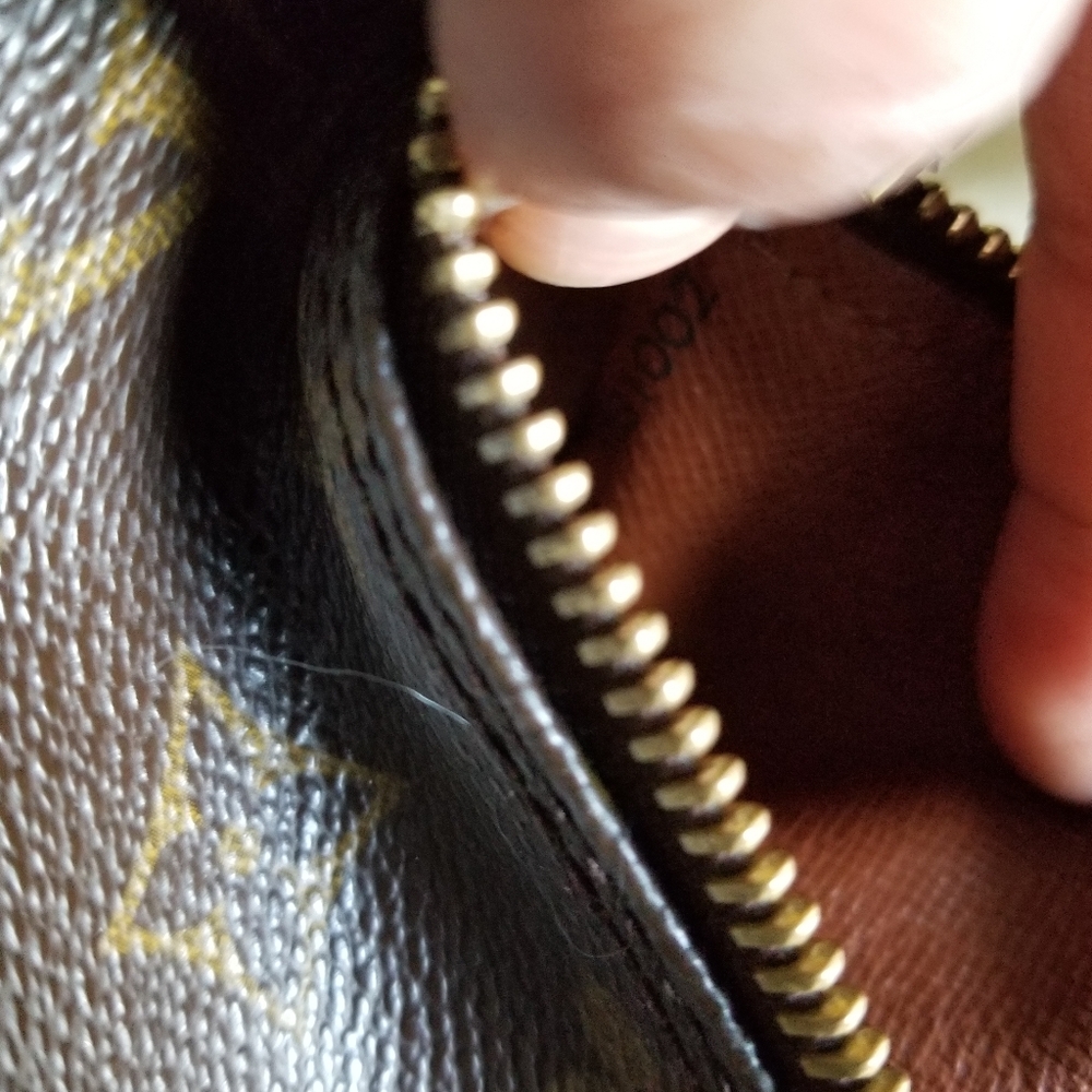 Sale! Louis Vuitton  papillon 30 bag - Picture 10 of 16